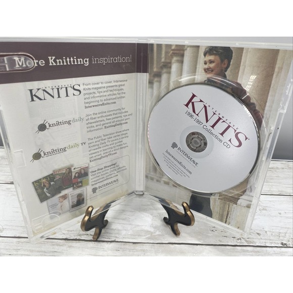 1996 -1997 INTERWEAVE KNITS MAGAZINE 5 Issues on CD Gloves Button Making Tams - Picture 3 of 10